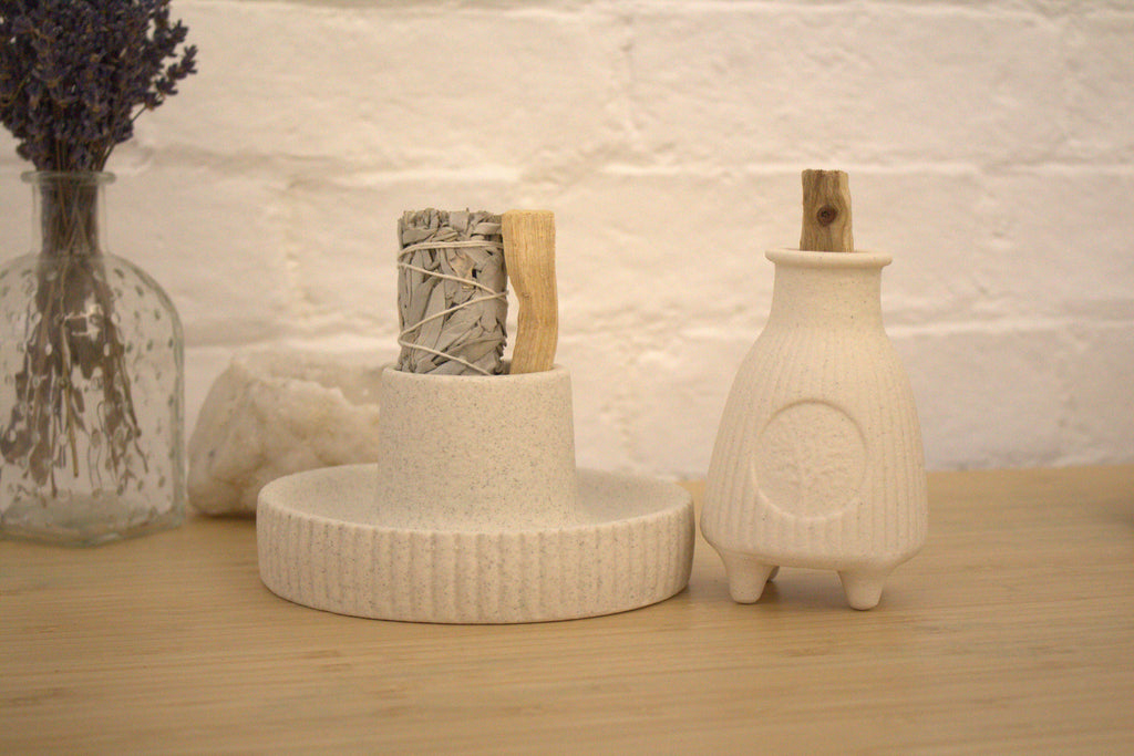 Cream Ribbed Palo Santo Burner