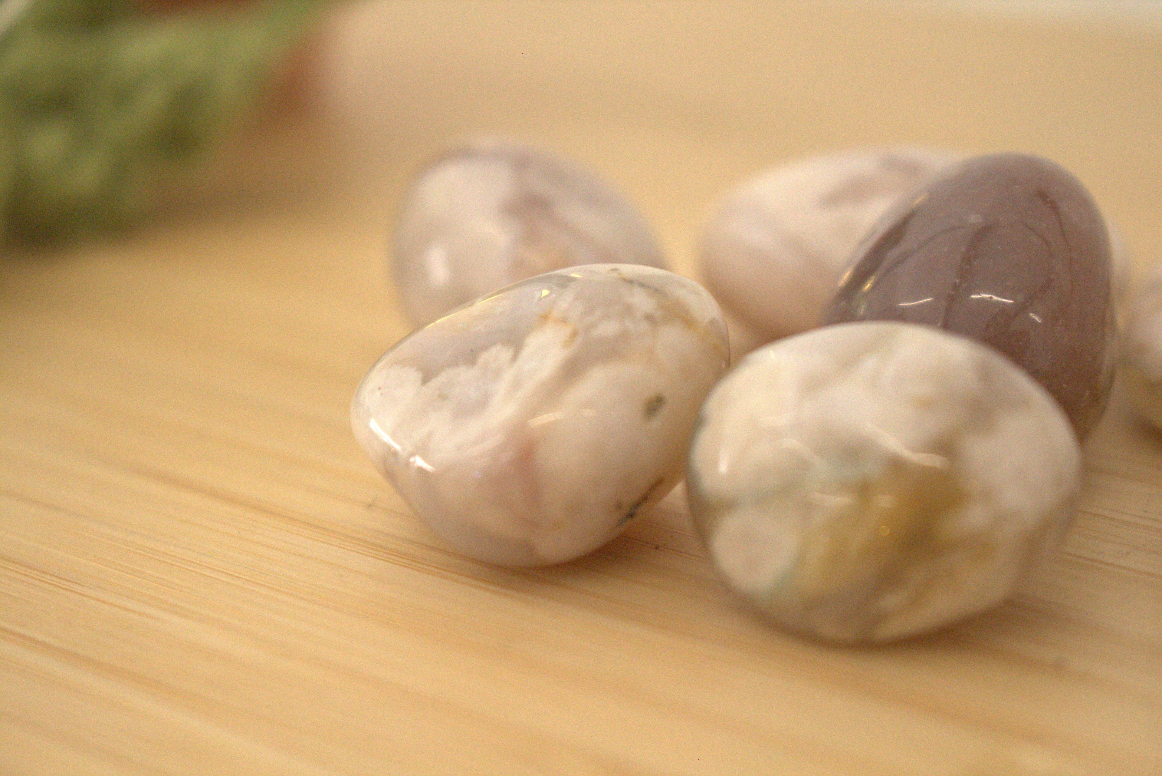 Flower Agate Tumblestone