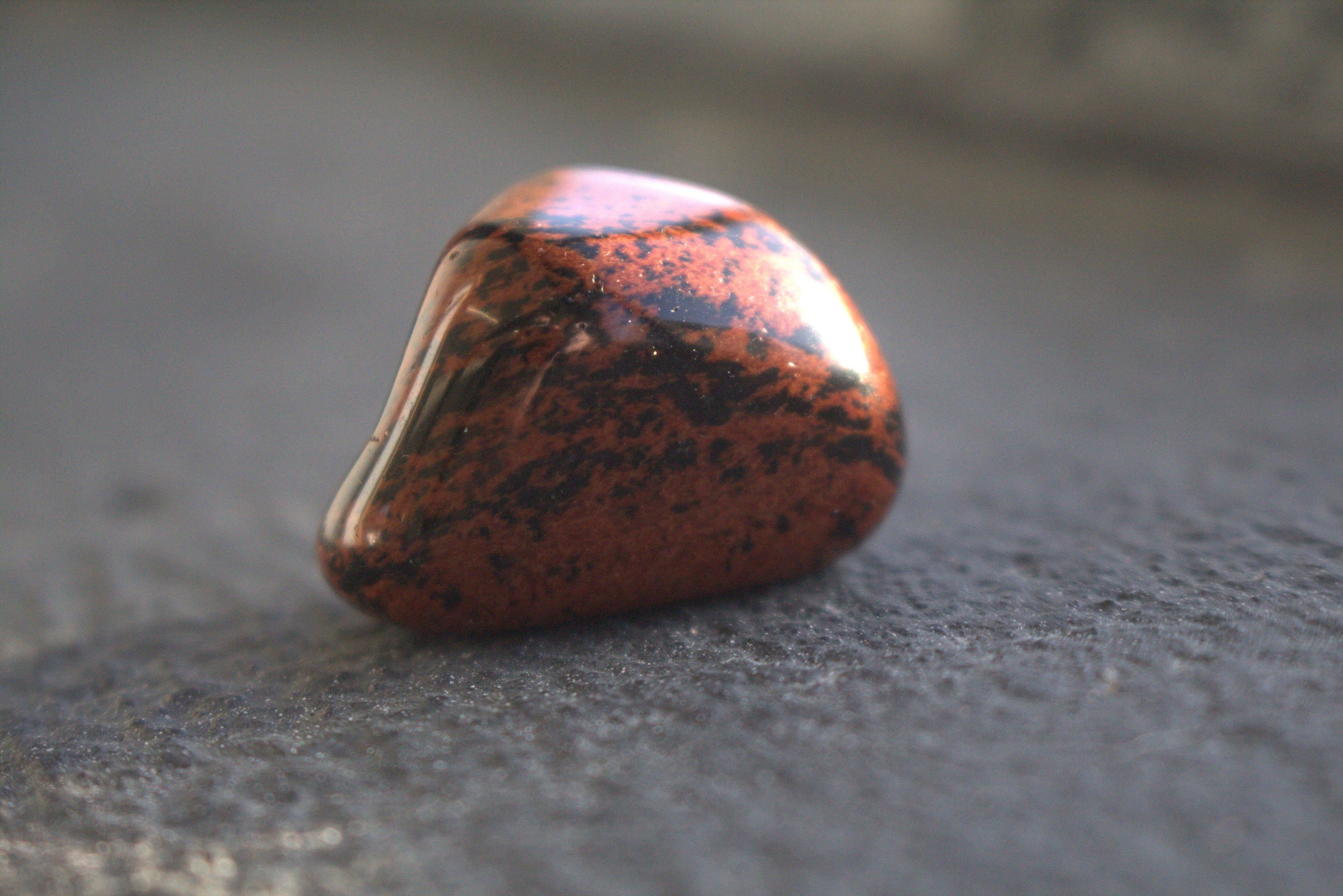 Mahogany Obsidian Tumblestone