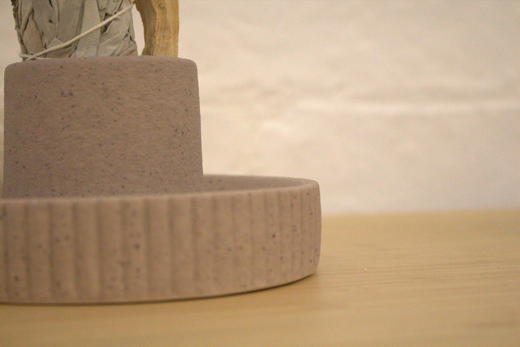 Greige Ribbed Smudge Bowl