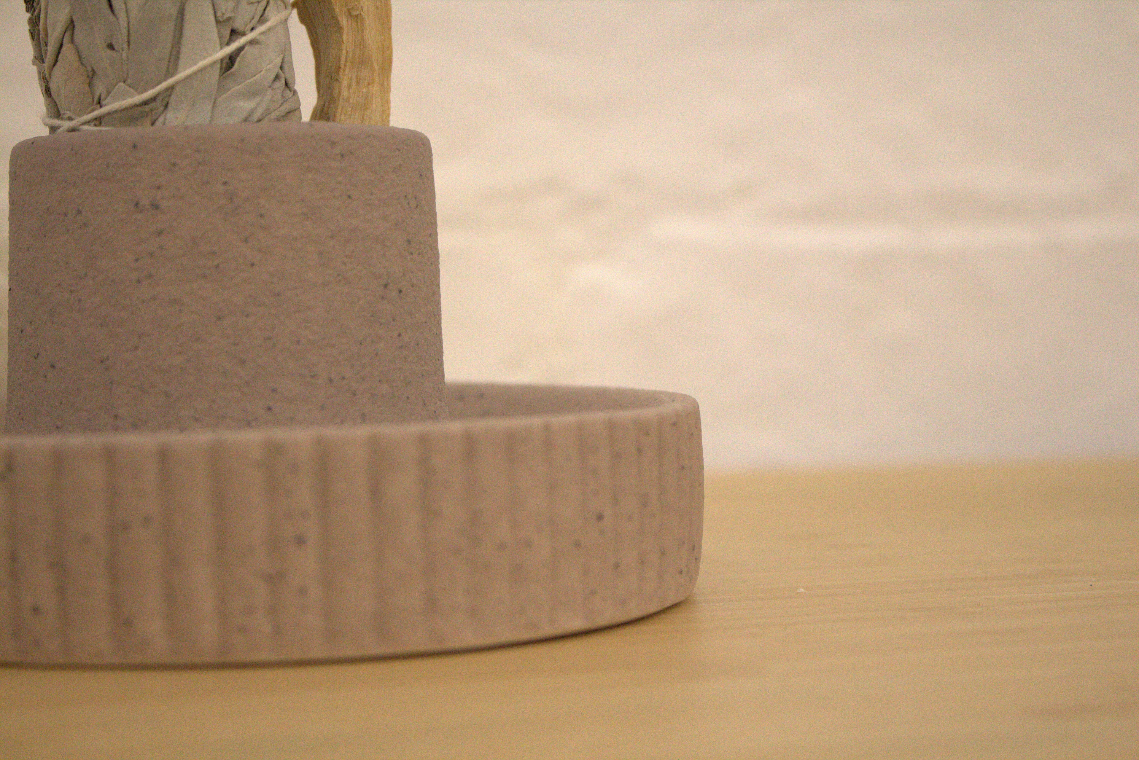 Greige Ribbed Smudge Bowl