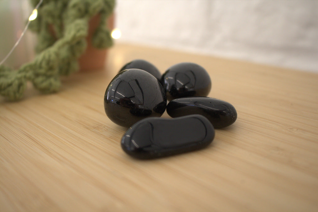Black Tourmaline Tumblestone
